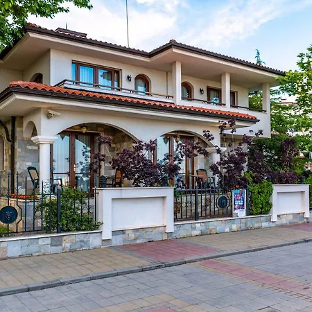 Lejlighed Hellenic Beach Suites *